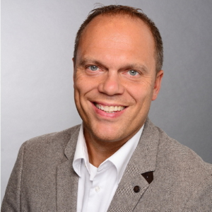 Felix Guder Profilbild Felix Guder Profilbild