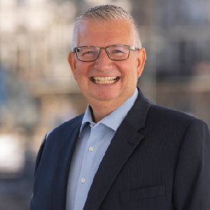 Ingo Uecker Profilbild Ingo Uecker Profilbild